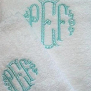 Custom embroidered monogrammed bath towels.