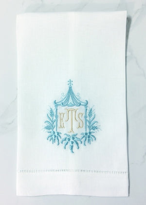 Pagoda chinoiserie monogrammed linen guest towel available as a single color or two colors. Also available as dinner napkins.