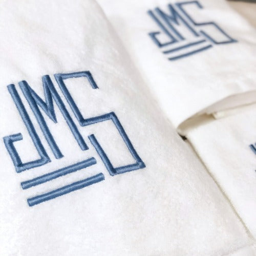 Matouk Cairo Scallop Piped Bath Towels-Monogrammed - Bella Lino Linens