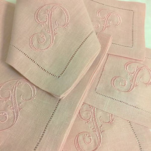 Gigi Festival monogrammed linen napkins in Petal
