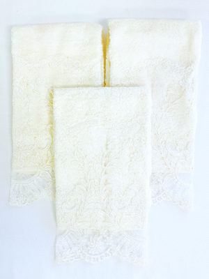 Sale- Ivory Chantilly Lace Hand Towels